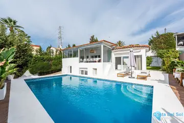3 bedroom House for Sale in Nueva Andalucía