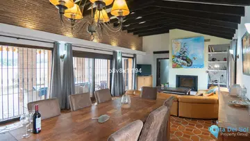 4 bedroom House for Sale in Alhaurín de la Torre-24823