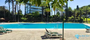 3 bedroom Apartment for Sale in Marbella-25006
