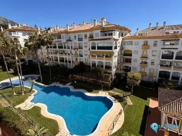 4 bedroom Apartment for Sale in The Golden Mile-25137