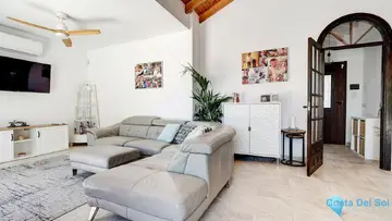 4 bedroom House for Sale in Calahonda-25188