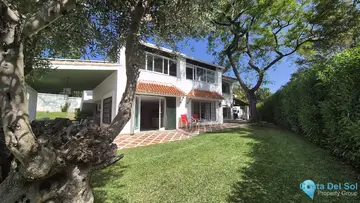 5 bedroom House for Sale in Elviria-25536