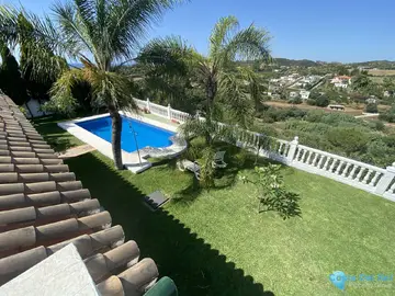 3 bedroom House for Sale in Estepona-25565