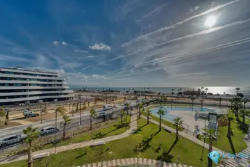 3 bedroom Apartment for Sale in Torremolinos-25610