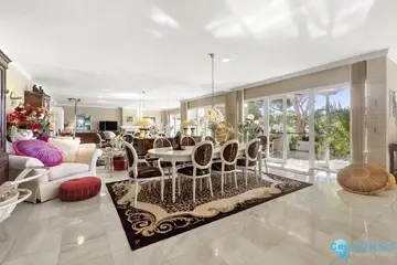 3 bedroom Apartment for Sale in New Golden Mile-25769