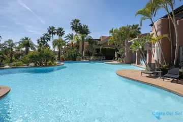 2 bedroom Apartment for Sale in Marbella
