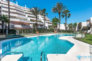 2 bedroom Apartment for Sale in Nueva Andalucía-82600