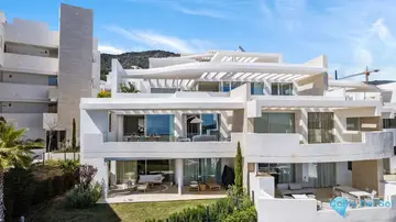 3 bedroom Apartment for Sale in Marbella-25959