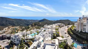 3 bedroom Apartment for Sale in Marbella-25960