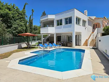 4 bedroom House for Sale in Riviera del Sol-26064