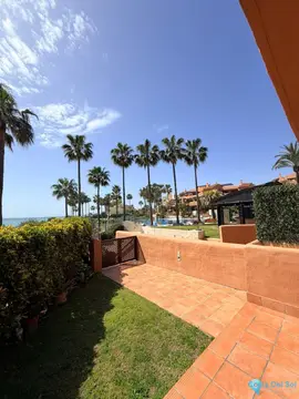 3 bedroom Apartment for Sale in New Golden Mile-26304