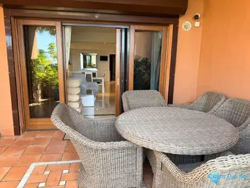 3 bedroom Apartment for Sale in New Golden Mile-26317