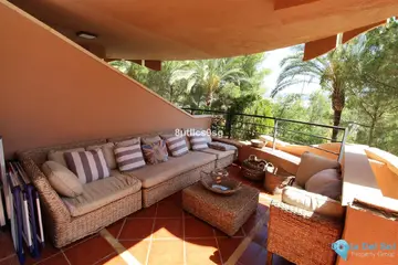 2 bedroom Apartment for Sale in Nueva Andalucía-15201