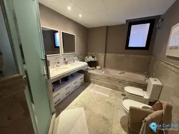 3 bedroom Apartment for Sale in Marbella-26418