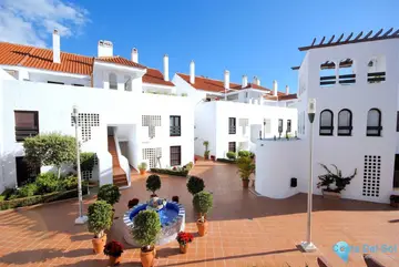 3 bedroom Apartment for Sale in Aloha-82608
