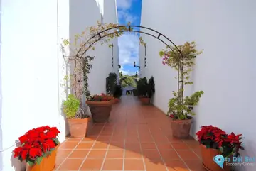 3 bedroom Apartment for Sale in Aloha-82613