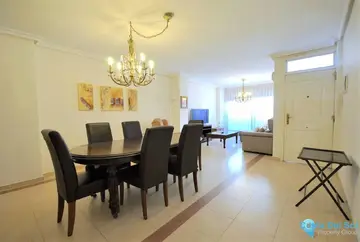 3 bedroom Apartment for Sale in Aloha-82615