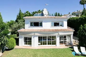 4 bedroom House for Sale in Mijas Golf
