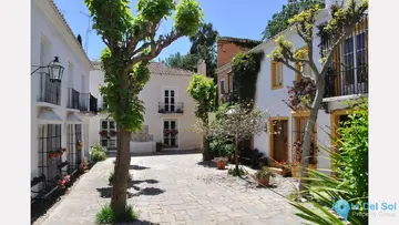 3 bedroom House for Sale in The Golden Mile-88379