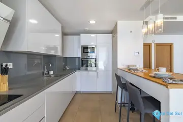 4 bedroom House for Sale in Manilva-26720