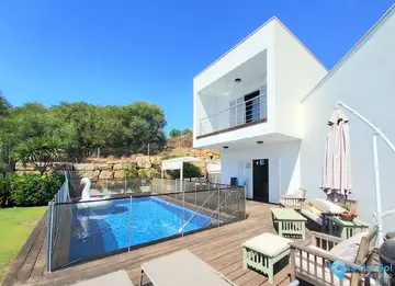 4 bedroom House for Sale in Torreguadiaro-27058