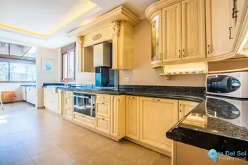 5 bedroom House for Sale in La Mairena-27262