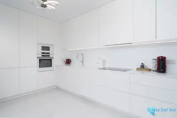 3 bedroom Apartment for Sale in Estepona-27323