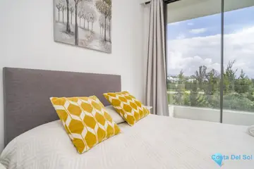 3 bedroom Apartment for Sale in Estepona-27326