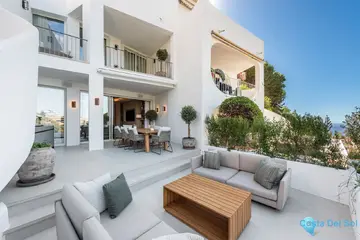 3 bedroom House for Sale in Altos de los Monteros