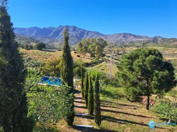 4 bedroom House for Sale in Entrerrios-27362