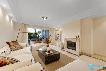 3 bedroom Apartment for Sale in Sierra Blanca
