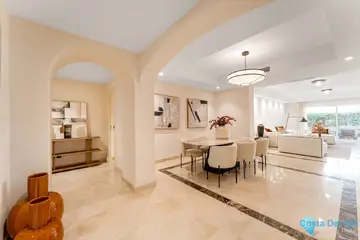3 bedroom Apartment for Sale in Sierra Blanca-27399