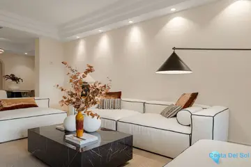 3 bedroom Apartment for Sale in Sierra Blanca-27401