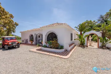 6 bedroom House for Sale in Coín-27573