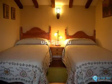 4 bedroom House for Sale in Jubrique-27676