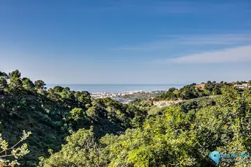 3 bedroom House for Sale in Estepona-28116