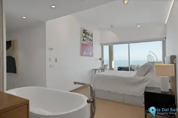3 bedroom Apartment for Sale in Fuengirola-28348