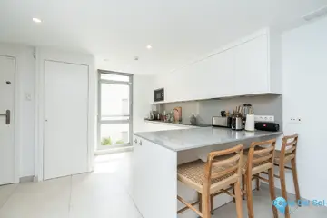 3 bedroom Apartment for Sale in Elviria-28355