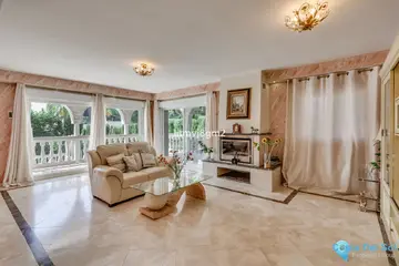 4 bedroom House for Sale in Artola-28403
