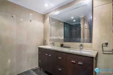 4 bedroom Apartment for Sale in Nueva Andalucía-28481