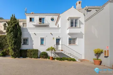 3 bedroom House for Sale in The Golden Mile-28493