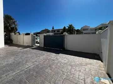 4 bedroom House for Sale in Estepona-28528