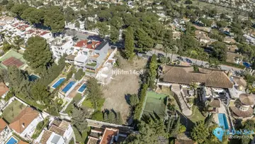 1356m2 Plot for Sale in Nueva Andalucía-28652