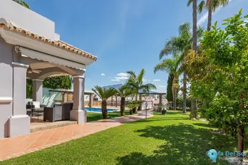 3 bedroom House for Sale in Estepona-28730