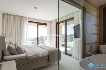 3 bedroom Apartment for Sale in Benahavís-29070