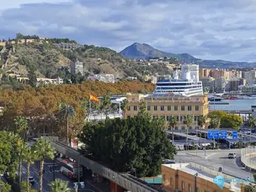 4 bedroom Apartment for Sale in Málaga Centro-29158
