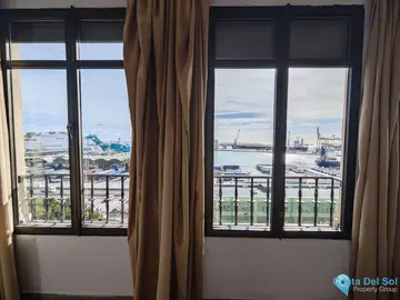 4 bedroom Apartment for Sale in Málaga Centro-29150