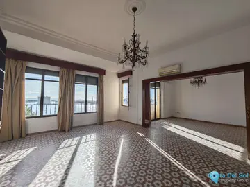 4 bedroom Apartment for Sale in Málaga Centro-29157