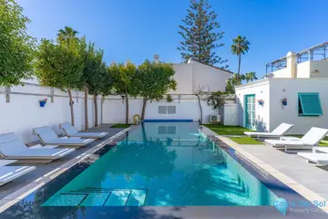 5 bedroom House for Sale in Estepona-29290
