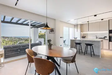 3 bedroom Apartment for Sale in La Quinta-29330